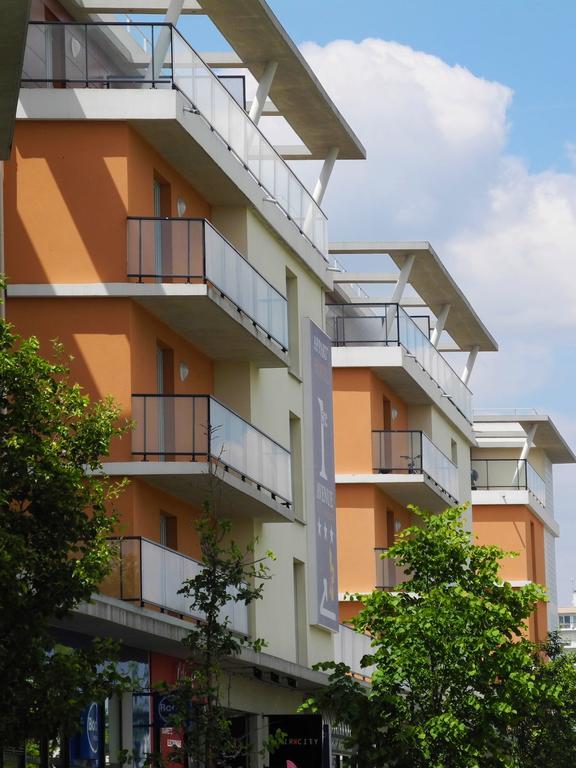 Villa Val Senart 1Ere Avenue Quincy-sous-Sénart Екстериор снимка