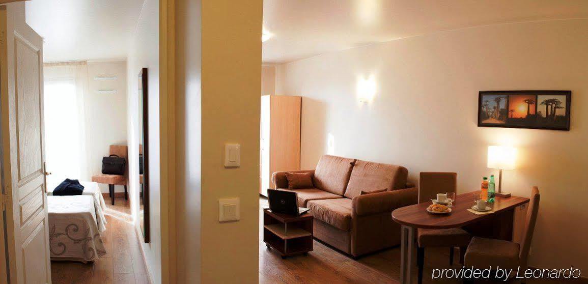 Villa Val Senart 1Ere Avenue Quincy-sous-Sénart Стая снимка