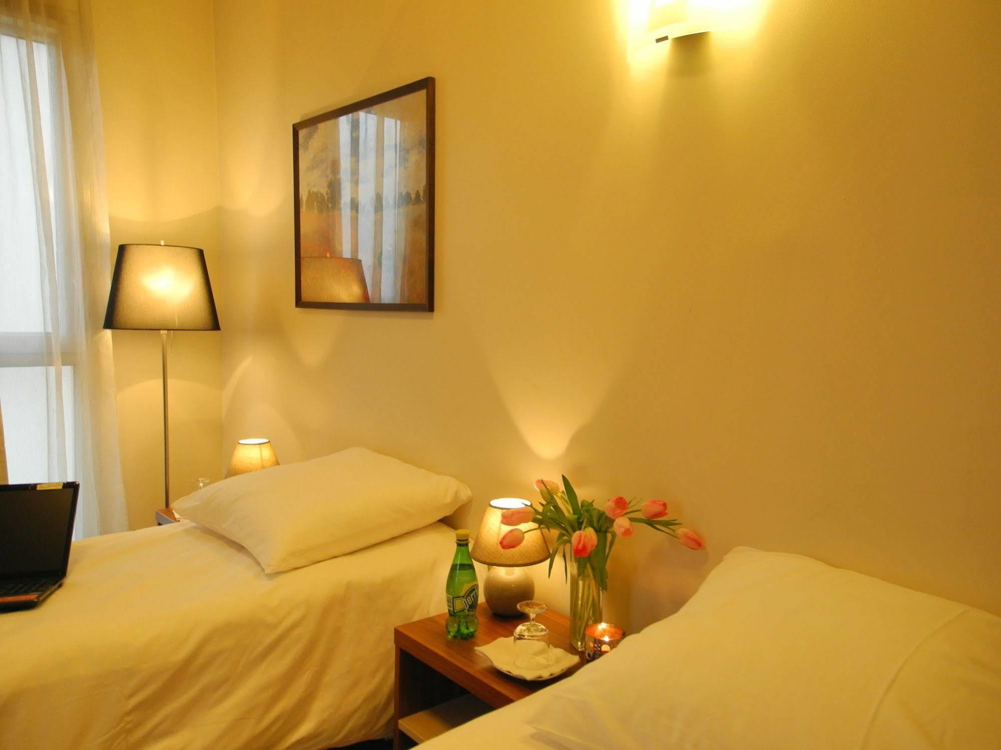 Villa Val Senart 1Ere Avenue Quincy-sous-Sénart Екстериор снимка